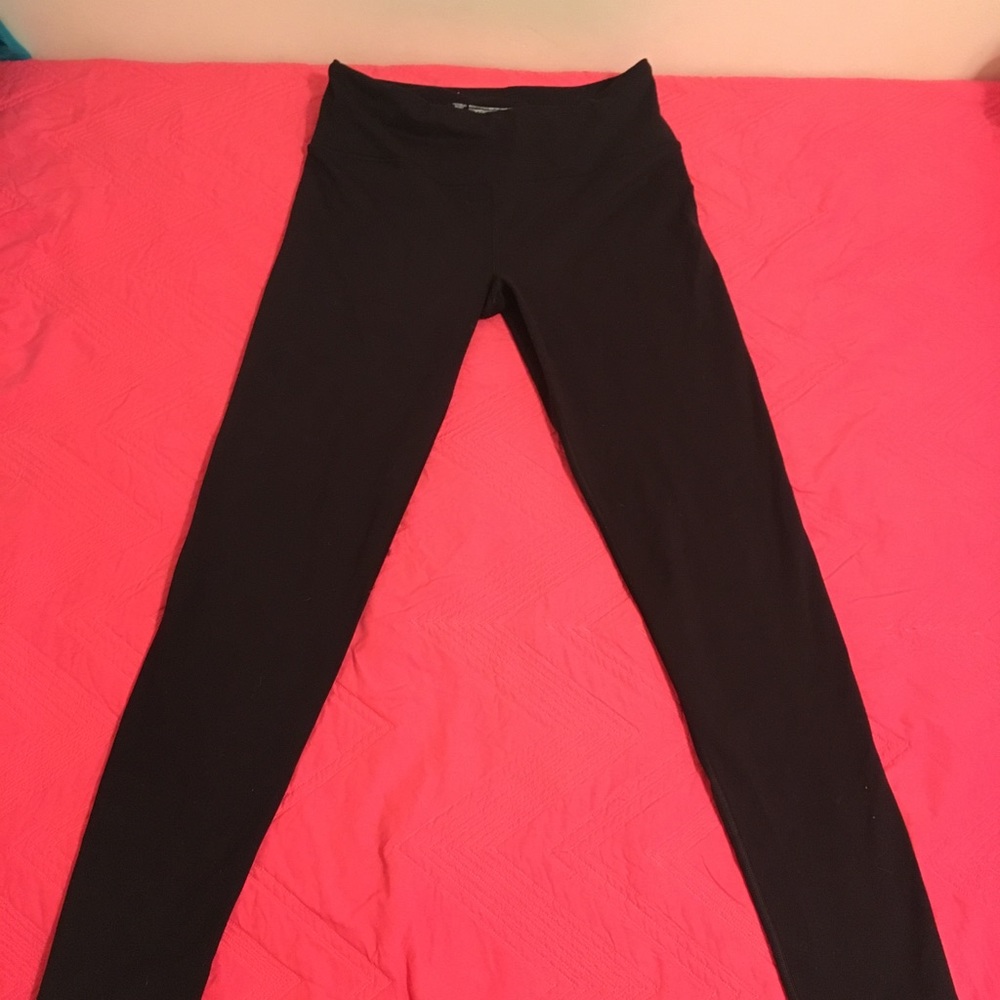Victoria’s secret sport knockout tights